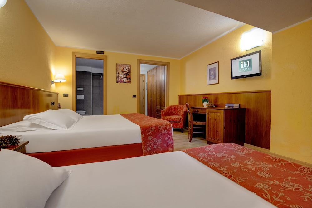 Ih Hotels Courmayeur Mont Blanc Esterno foto